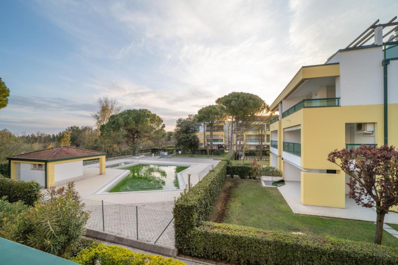 Apartamento Residenza Le Altane Bibione Exterior foto