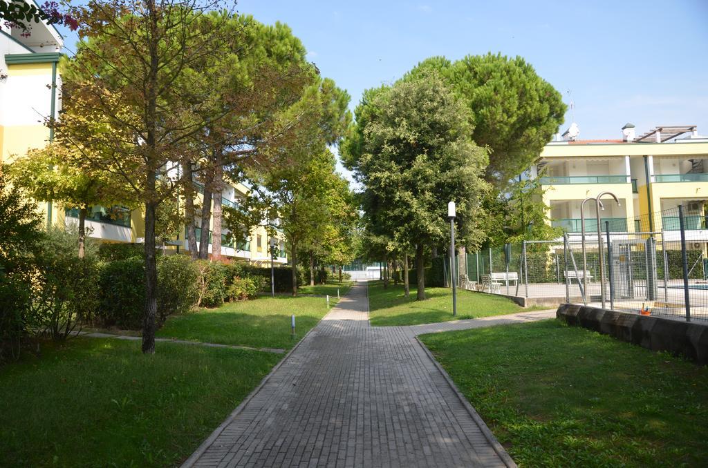 Apartamento Residenza Le Altane Bibione Exterior foto